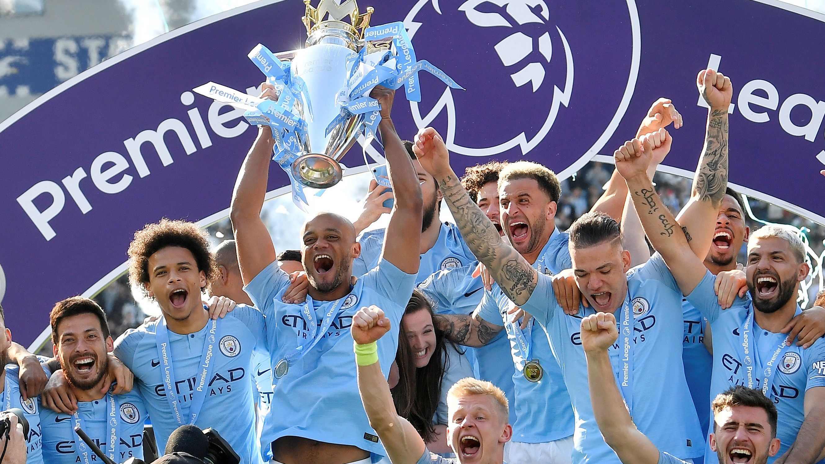 实际上是在 实际上是在